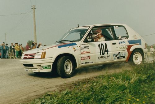 Hunziker Jean Claude su Peugeot 205 Rally